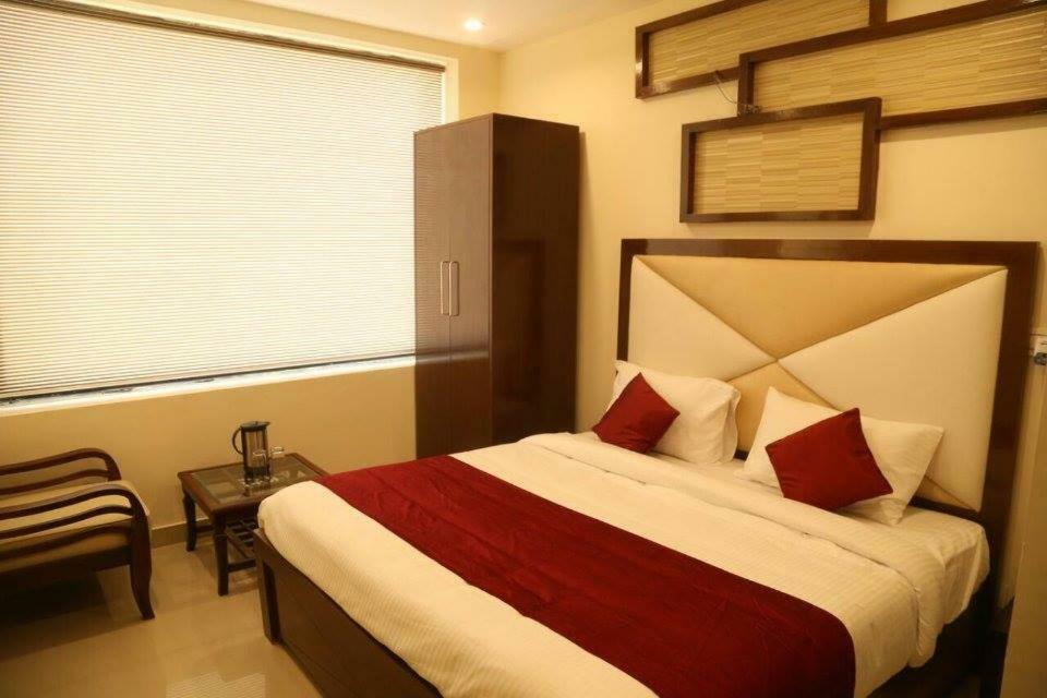 Hotel Eurasia Zirakpur Exteriér fotografie